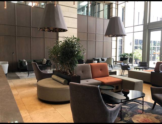 1,371M² OFFICE TO LET IN ROSEBANK